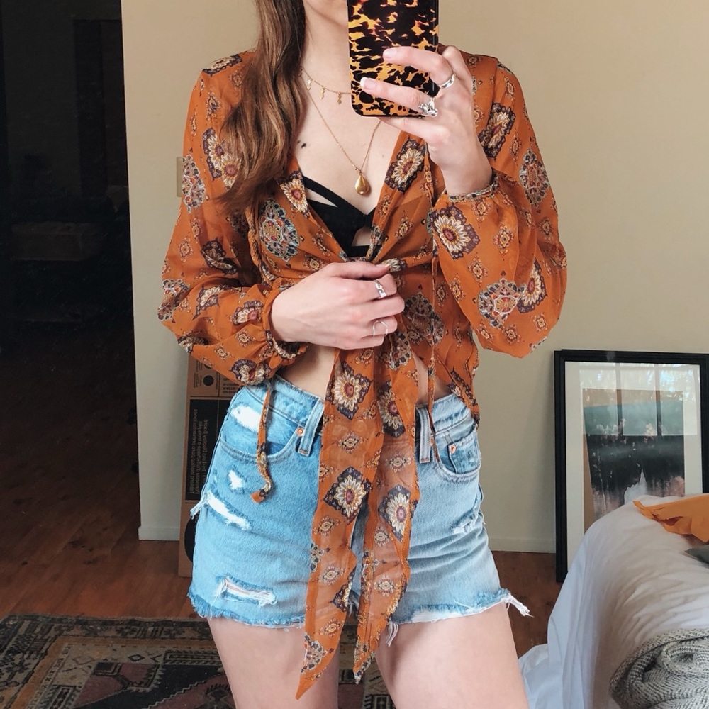 Boho Pattern Tie Crop Top - Picture 1 of 4